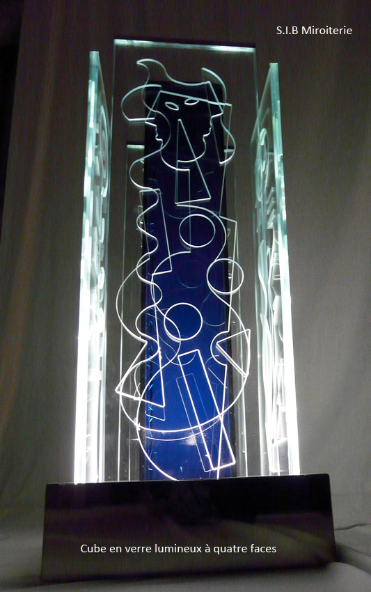 Cube en verre 3D lumineux 01