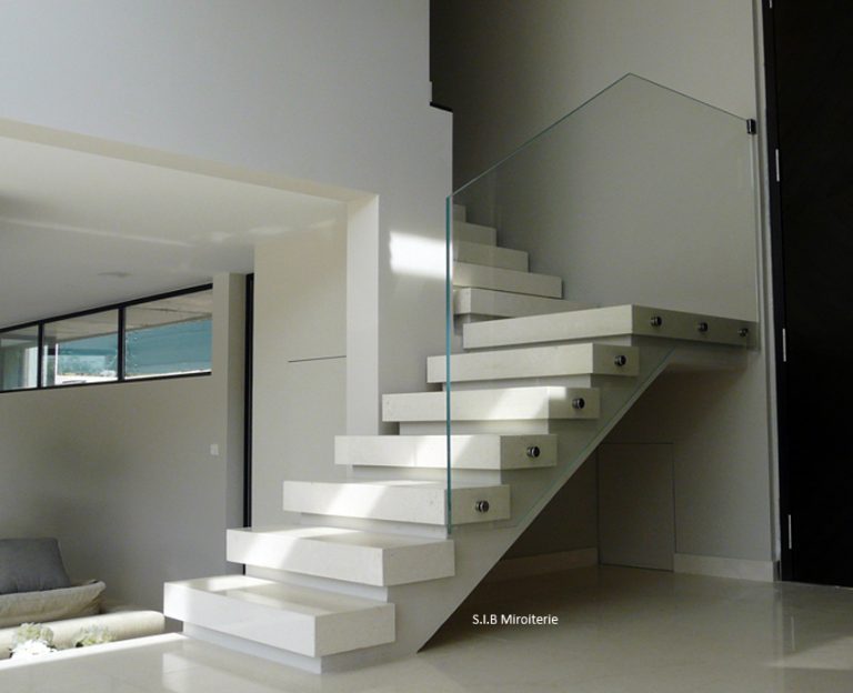 Garde-corps verre sur pièces inox 11