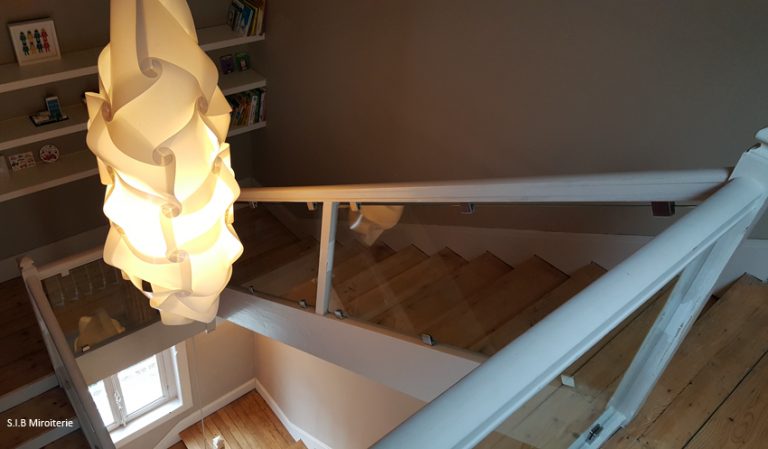 Garde-corps verre sur pinces 03